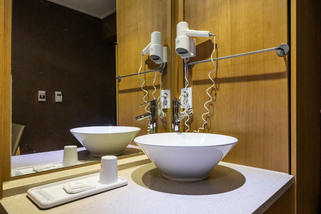 Stellamaris Hotel Wolmido Інчхон Екстер'єр фото