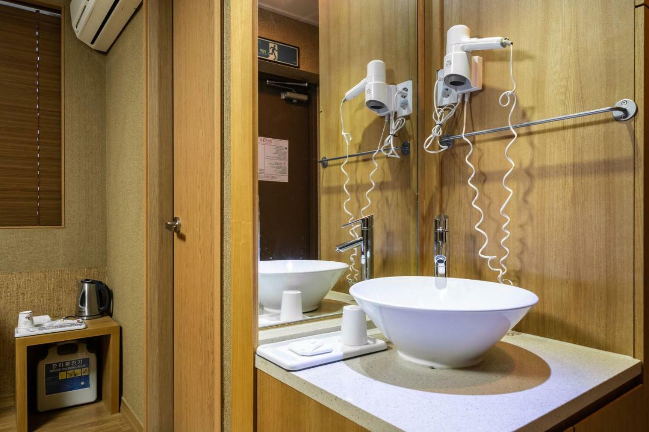 Stellamaris Hotel Wolmido Інчхон Екстер'єр фото